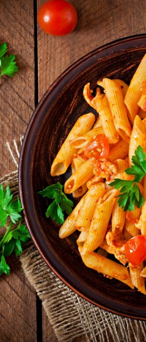 penne-pasta-tomato-sauce-with-chicken-tomatoes-wooden-table (2)